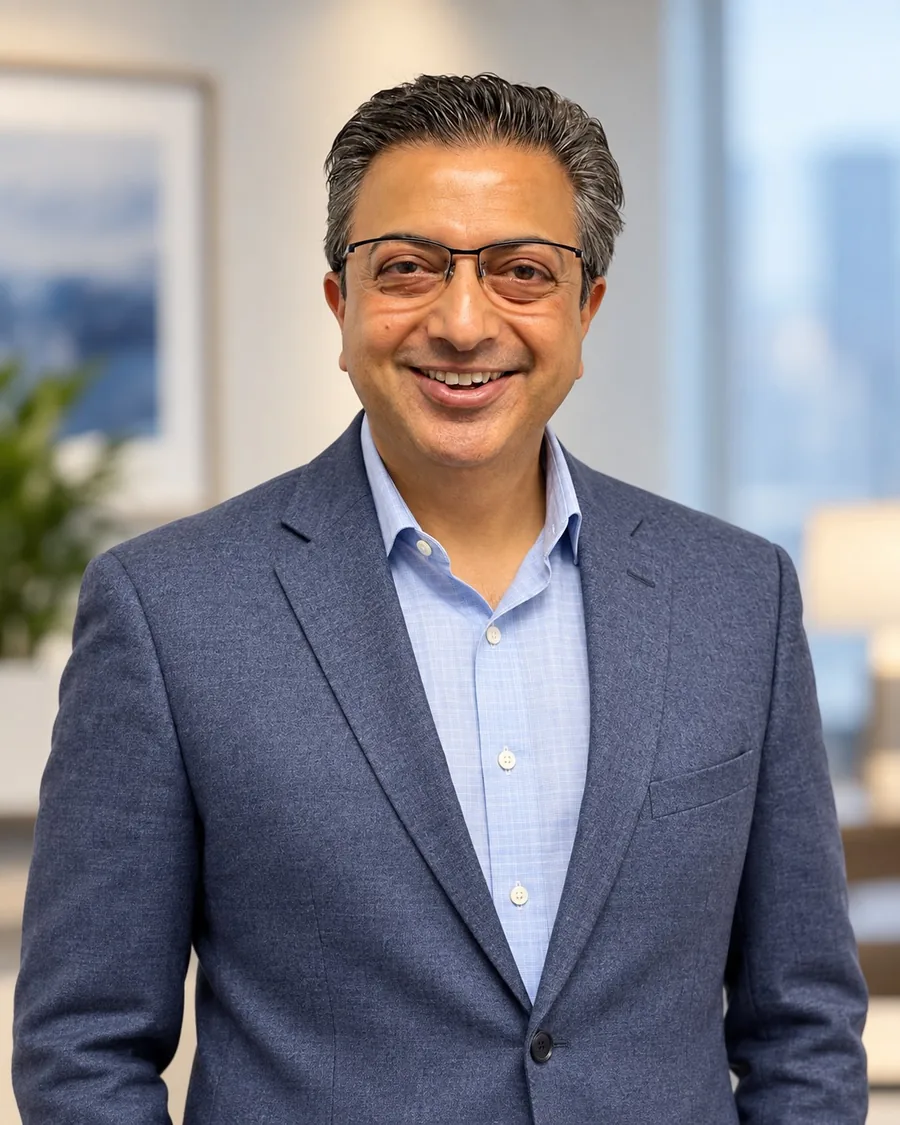 Daven Loomba, Founder of Golden Era Insurance Agency